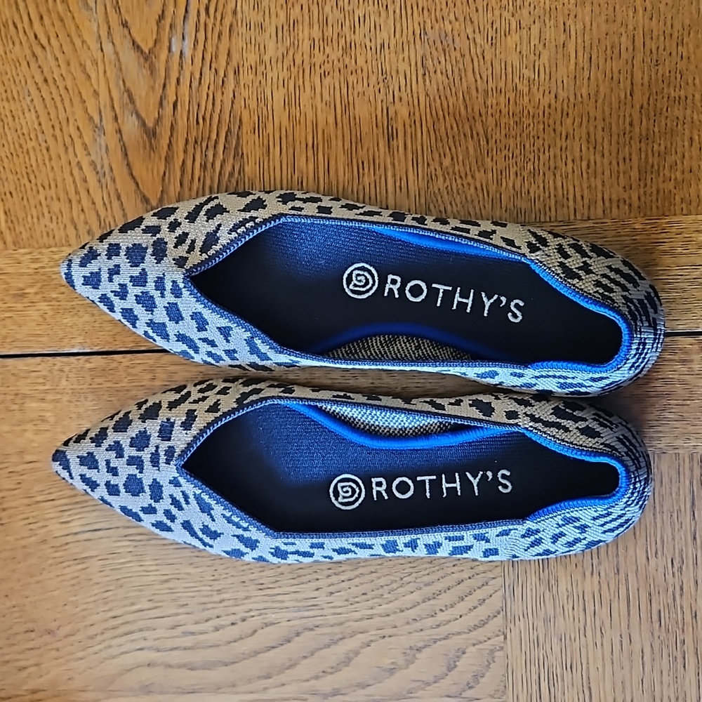 Rothy's Pointed Toe Cheetah Flats -Size 7